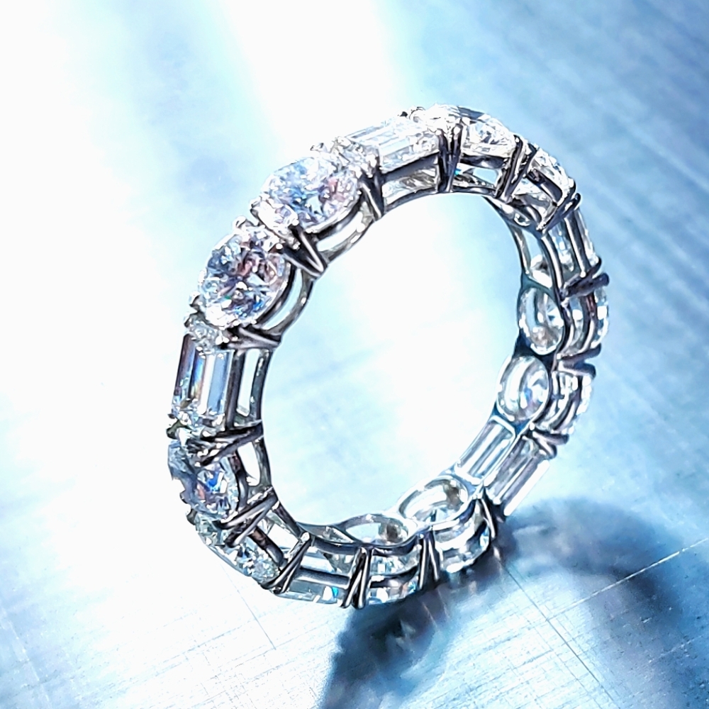 **A MUST SEE**✨️Platinum PT950 / 4.83ct Diamond Eternity Band✨️